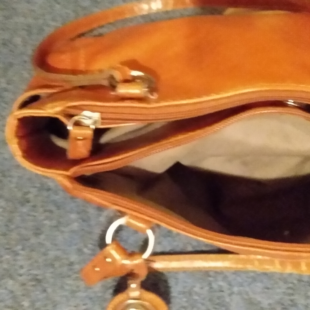 Relic handbag - Picture 4 of 5
